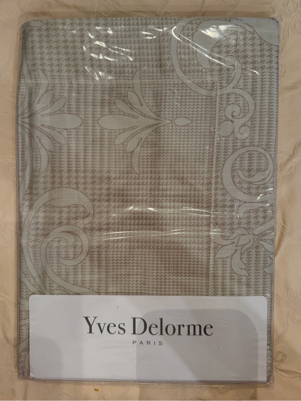 Yves Delorme Tenue Chic Beige  Boudoir Pillowcase - NWT